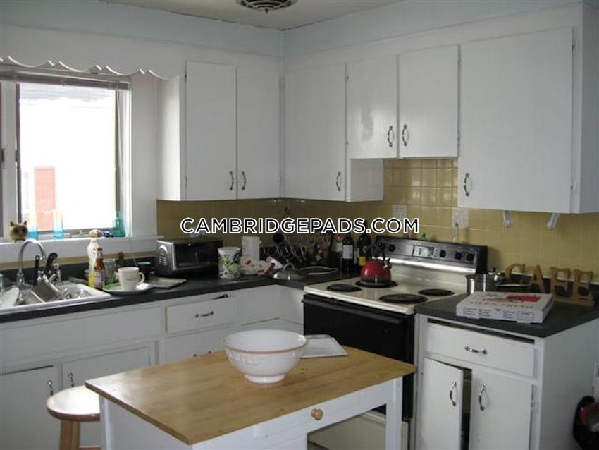 CAMBRIDGE - LECHMERE - 4 Beds, 1 Bath - Image 2