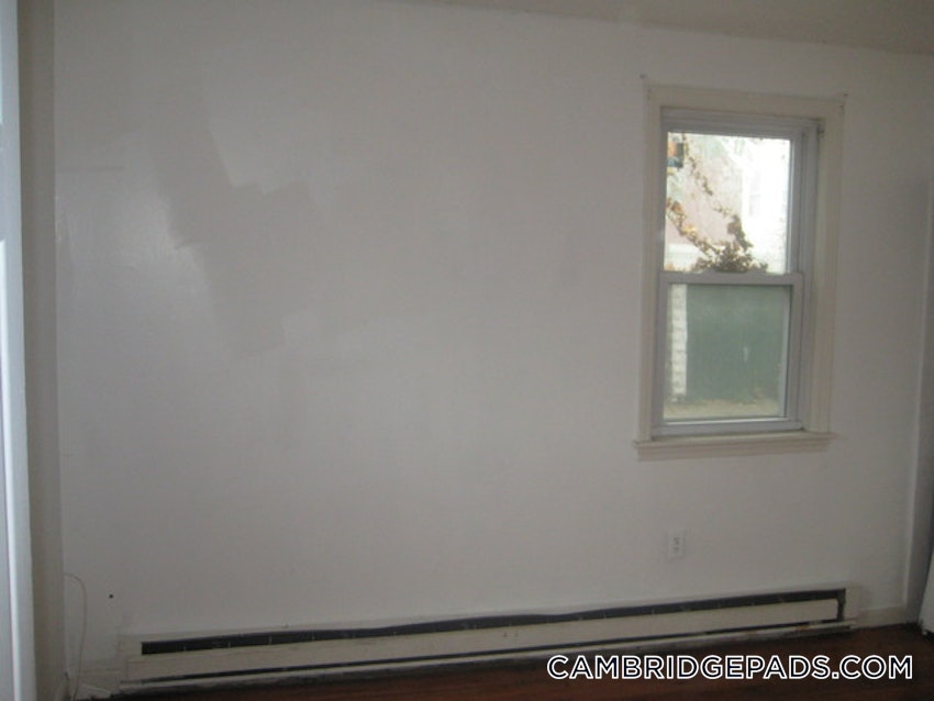 CAMBRIDGE - LECHMERE - 2 Beds, 1 Bath - Image 17