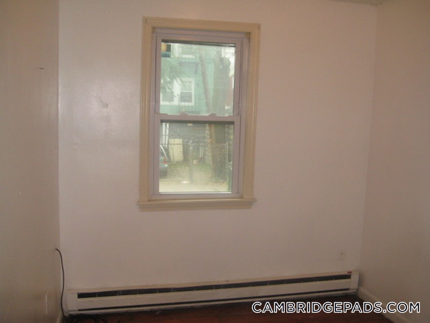 CAMBRIDGE - LECHMERE - 2 Beds, 1 Bath - Image 16