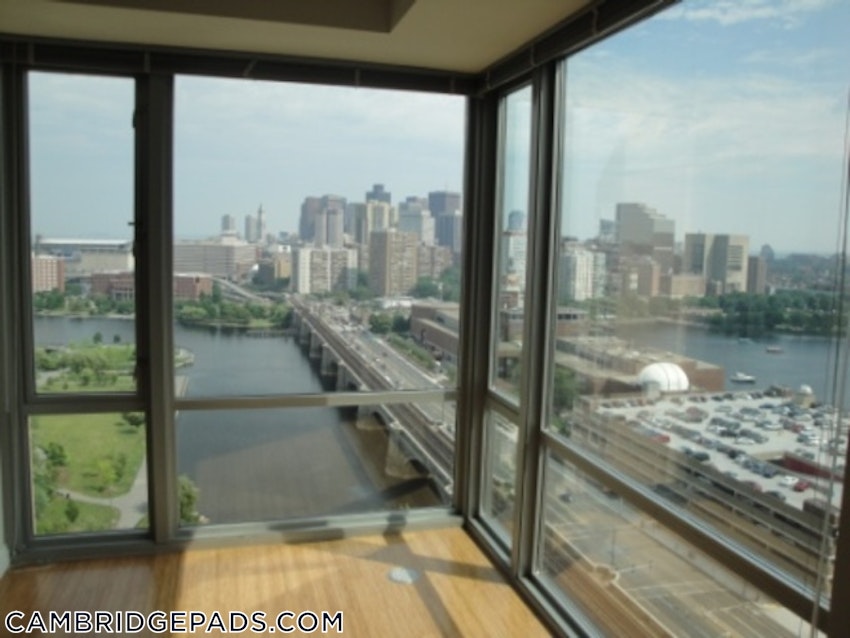 CAMBRIDGE - LECHMERE - 3 Beds, 2 Baths - Image 26