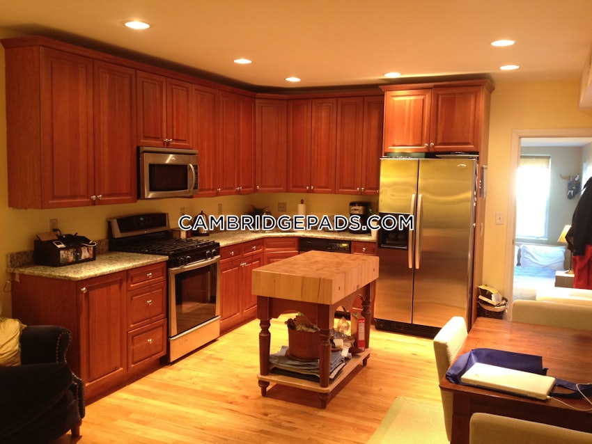 CAMBRIDGE - LECHMERE - 3 Beds, 2 Baths - Image 15