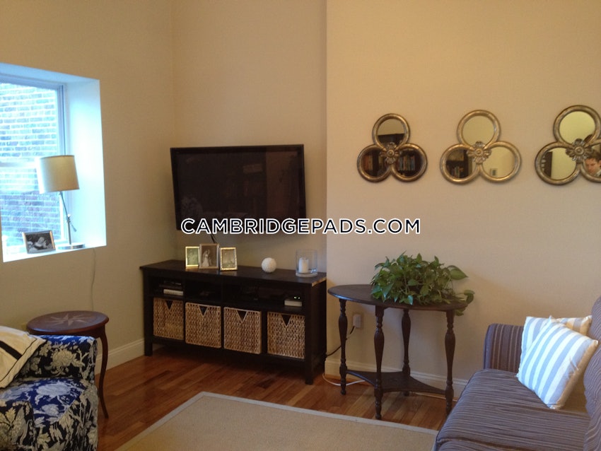 CAMBRIDGE - LECHMERE - 3 Beds, 2 Baths - Image 4