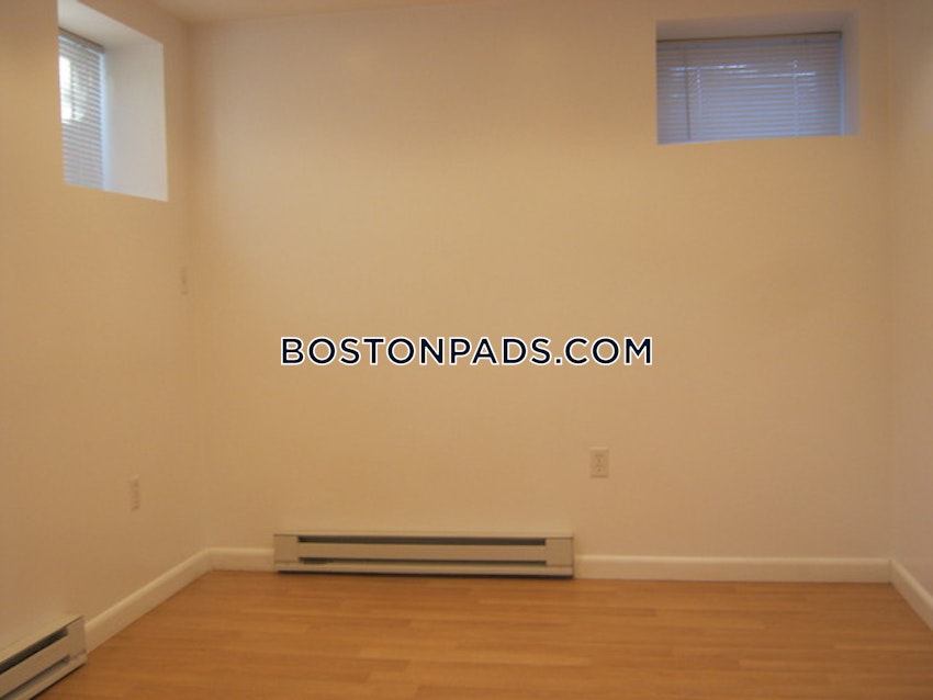 CAMBRIDGE - MT. AUBURN/BRATTLE/ FRESH POND - 2 Beds, 2 Baths - Image 49