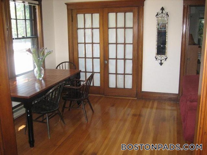 CAMBRIDGE - MT. AUBURN/BRATTLE/ FRESH POND - 3 Beds, 1 Bath - Image 28