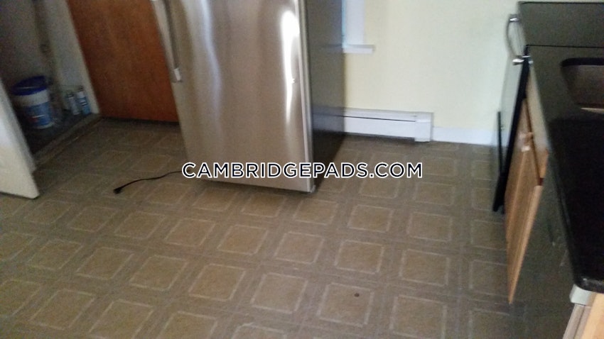 CAMBRIDGE - NORTH CAMBRIDGE - 1 Bed, 1 Bath - Image 9