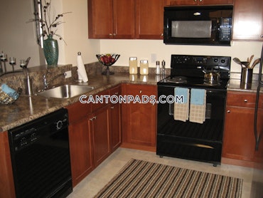 Windsor Woods Ln. Canton