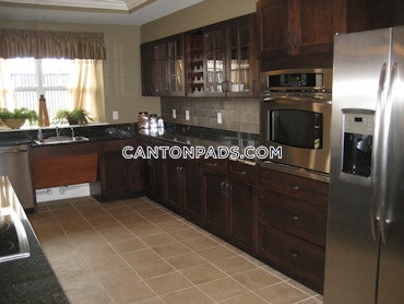 Windsor Woods Ln. Canton