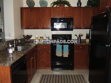 Windsor Woods Ln. Canton