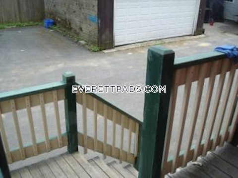 Glendale St. Everett photo 1