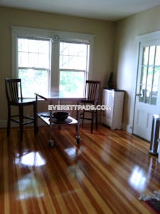 Everett Apartment for rent 3 Bedrooms 1 Bath - $3,200