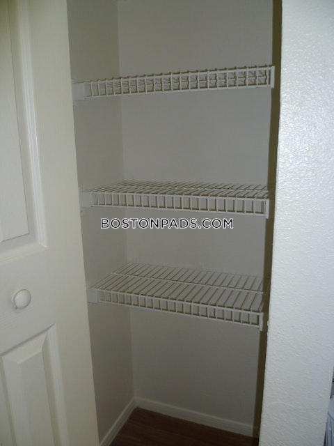 Lexington Ridge Dr. Lexington photo 4