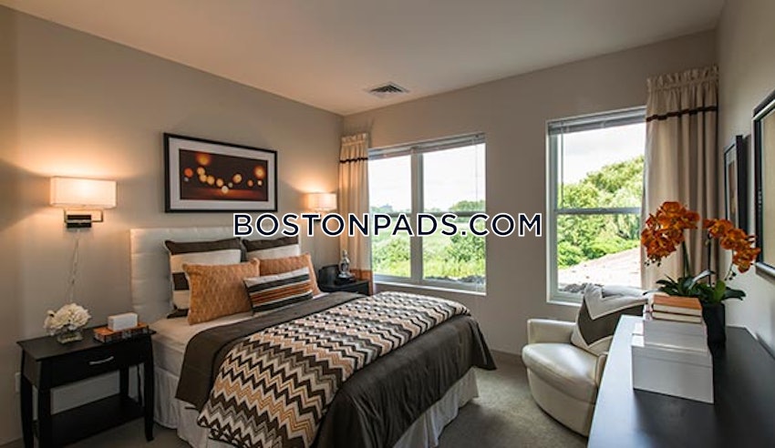 LYNNFIELD - 1 Bed, 1 Bath - Image 4