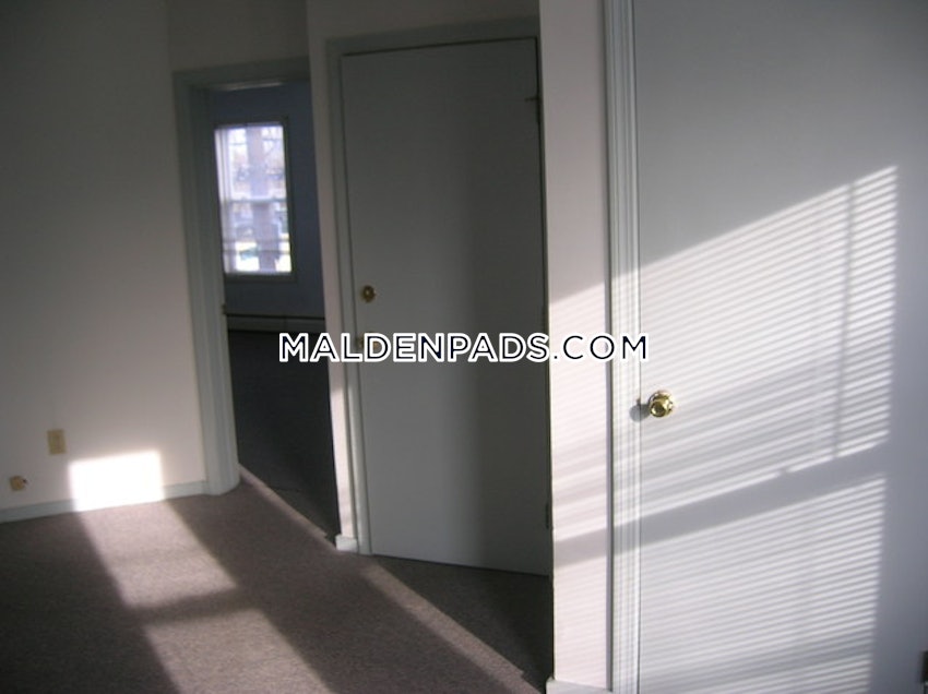 MALDEN - 3 Beds, 1 Bath - Image 75