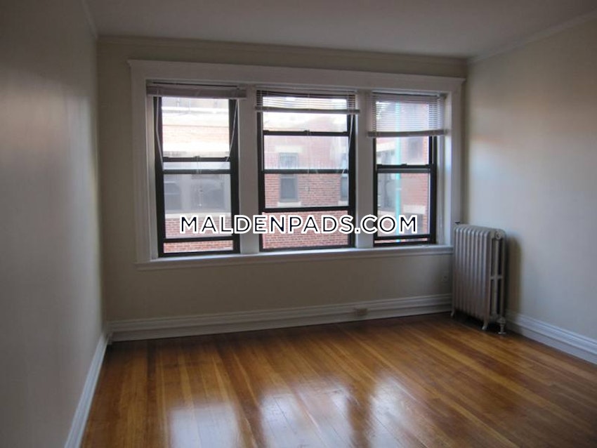 Malden - Studio , 1 Bath - Image 4