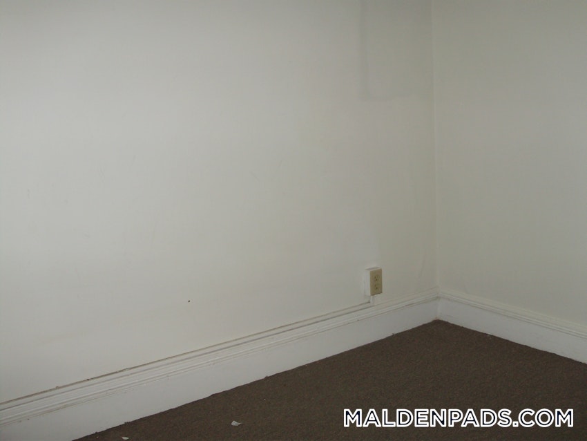 MALDEN - 2 Beds, 1 Bath - Image 4