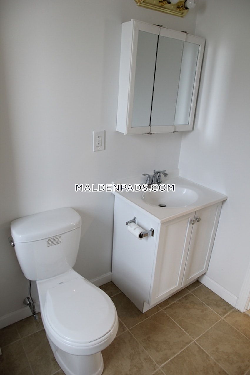 MALDEN - 5 Beds, 2 Baths - Image 29