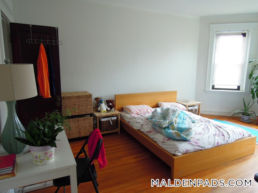 MALDEN - 1 Bed, 1 Bath - Image 3