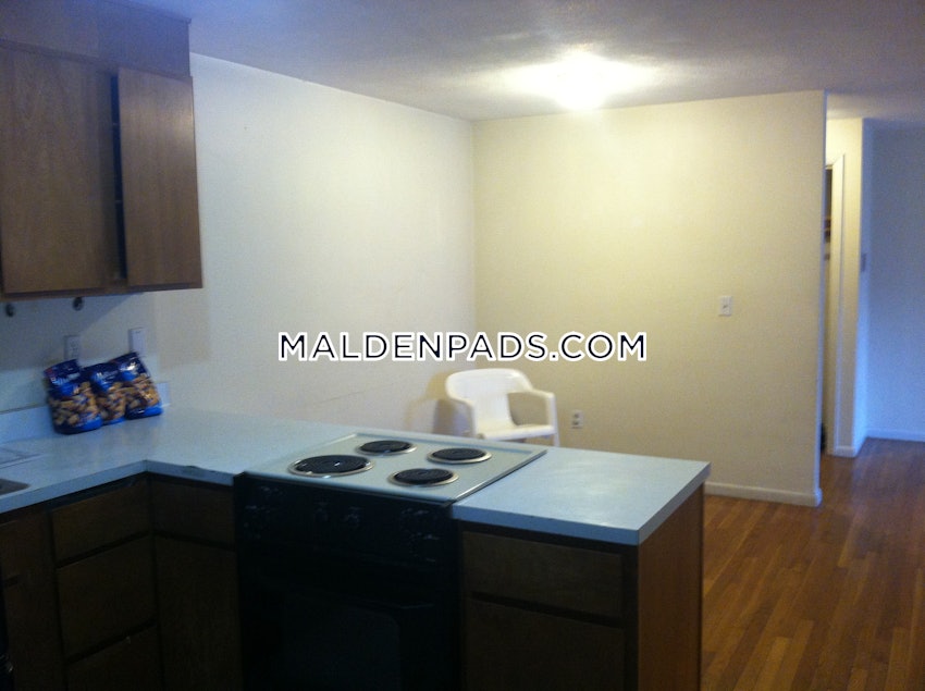 MALDEN - 2 Beds, 1 Bath - Image 11