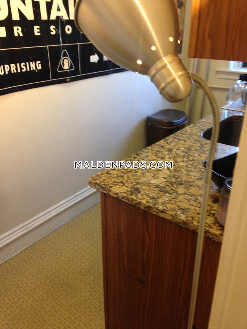 MALDEN - Studio , 1 Bath - Image 8