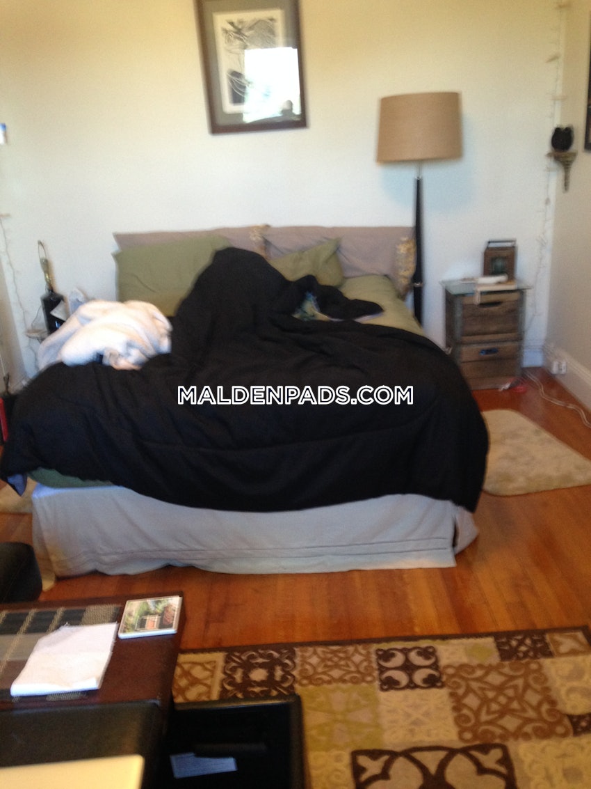 MALDEN - Studio , 1 Bath - Image 3