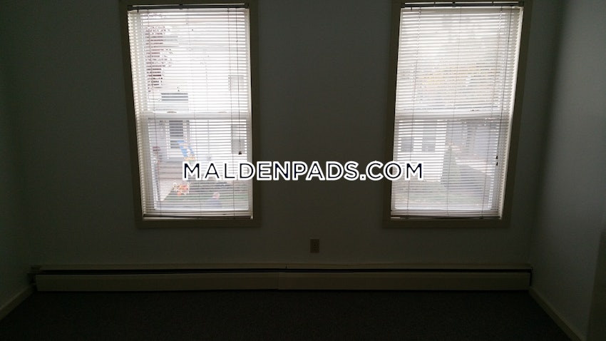 MALDEN - 3 Beds, 1 Bath - Image 37