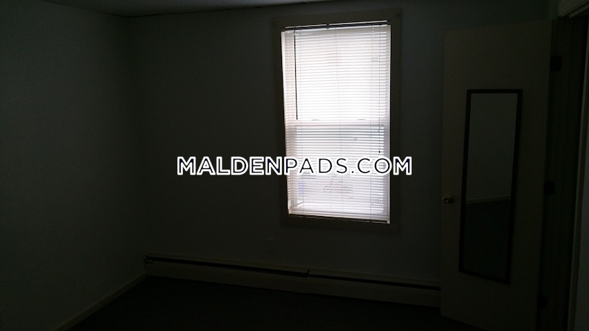 MALDEN - 3 Beds, 1 Bath - Image 35