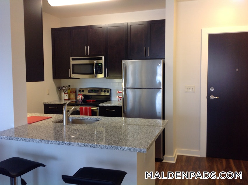 MALDEN - 2 Beds, 2 Baths - Image 8