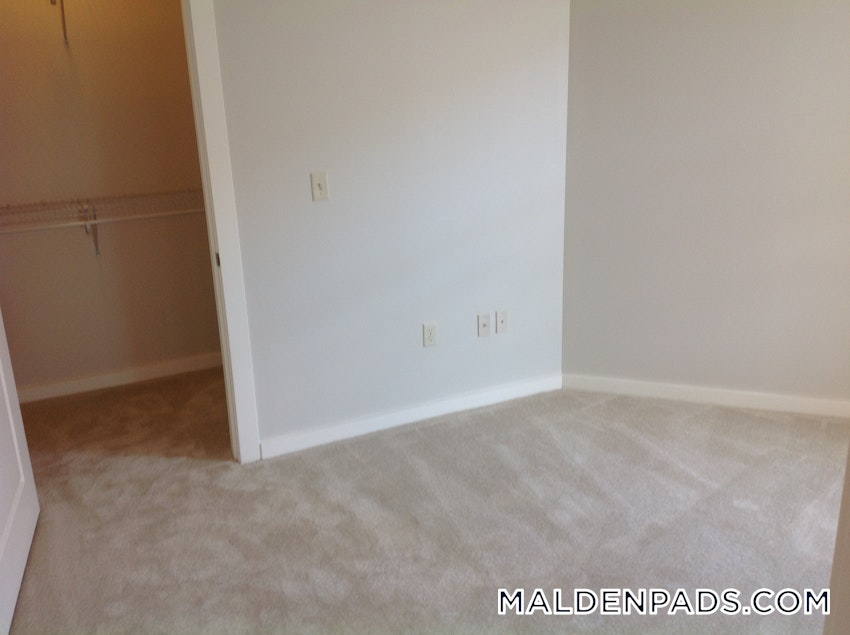 MALDEN - 2 Beds, 2 Baths - Image 42