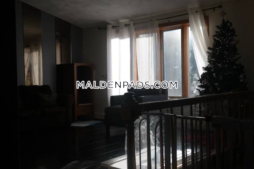 MALDEN - 3 Beds, 1 Bath - Image 1