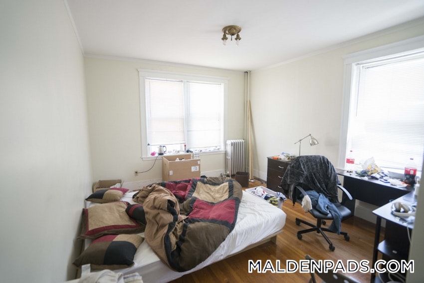 MALDEN - 2 Beds, 1 Bath - Image 4