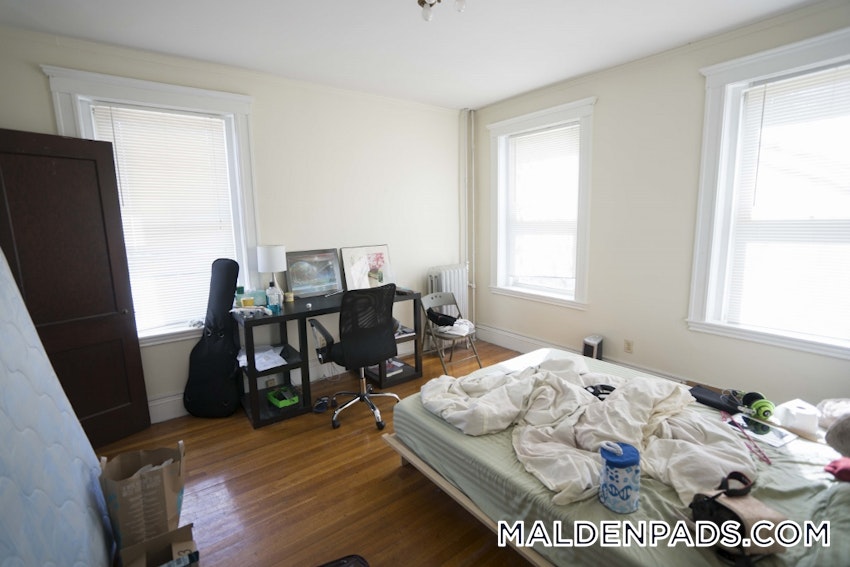 MALDEN - 2 Beds, 1 Bath - Image 3