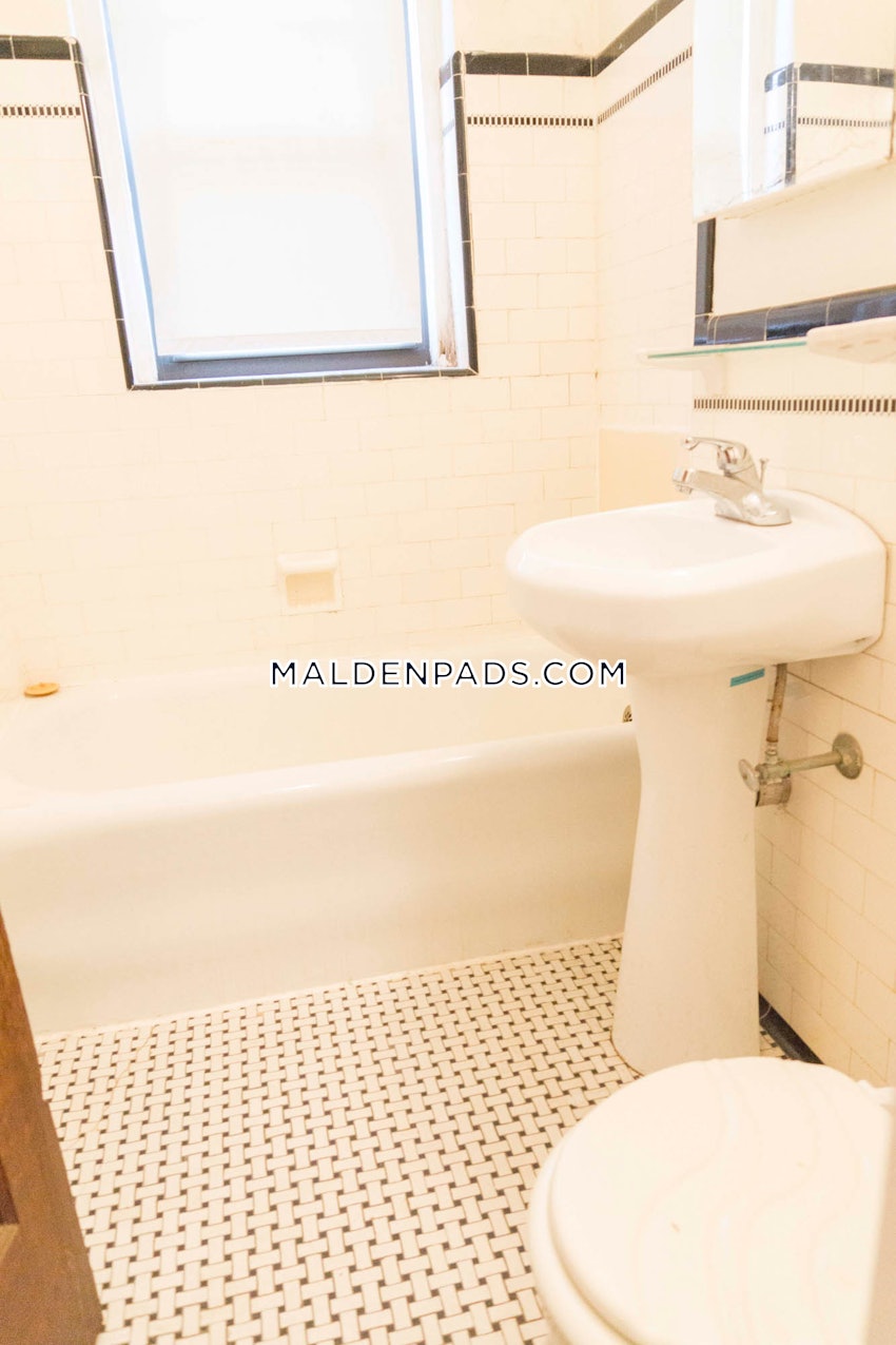 MALDEN - 1 Bed, 1 Bath - Image 11