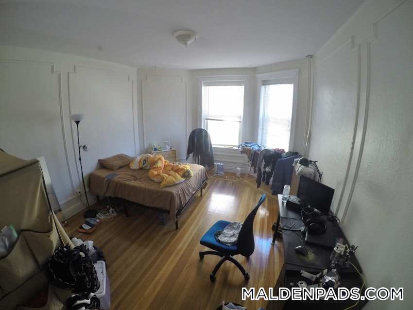 MALDEN - 2 Beds, 1 Bath - Image 4