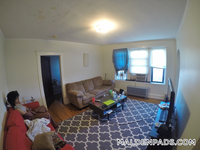 MALDEN - 2 Beds, 1 Bath - Image 2