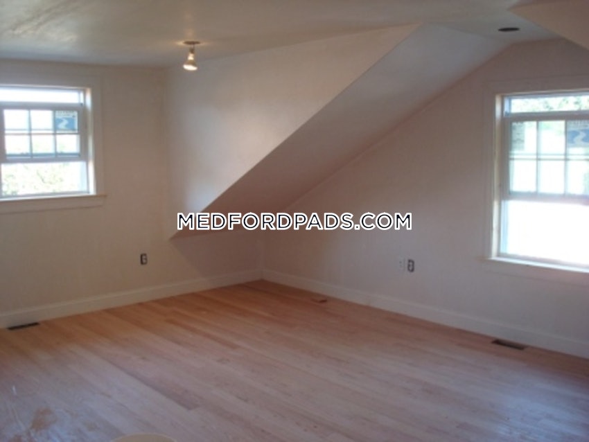 MEDFORD - MEDFORD SQUARE - 3 Beds, 2 Baths - Image 2