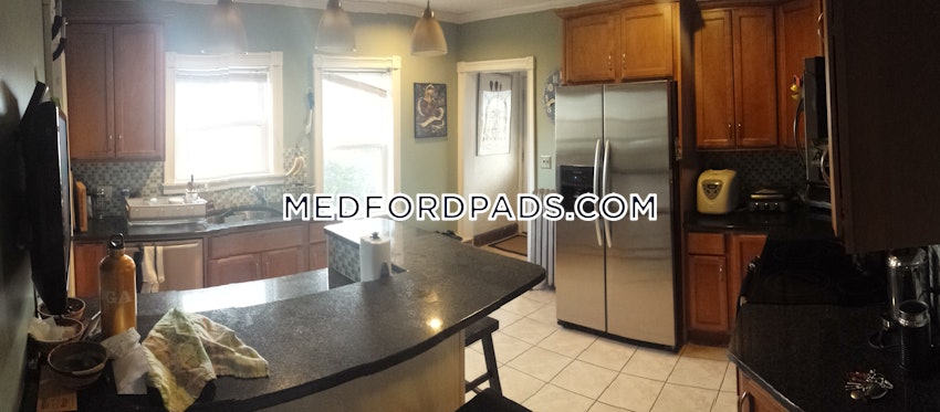 MEDFORD - TUFTS - 2 Beds, 1 Bath - Image 3