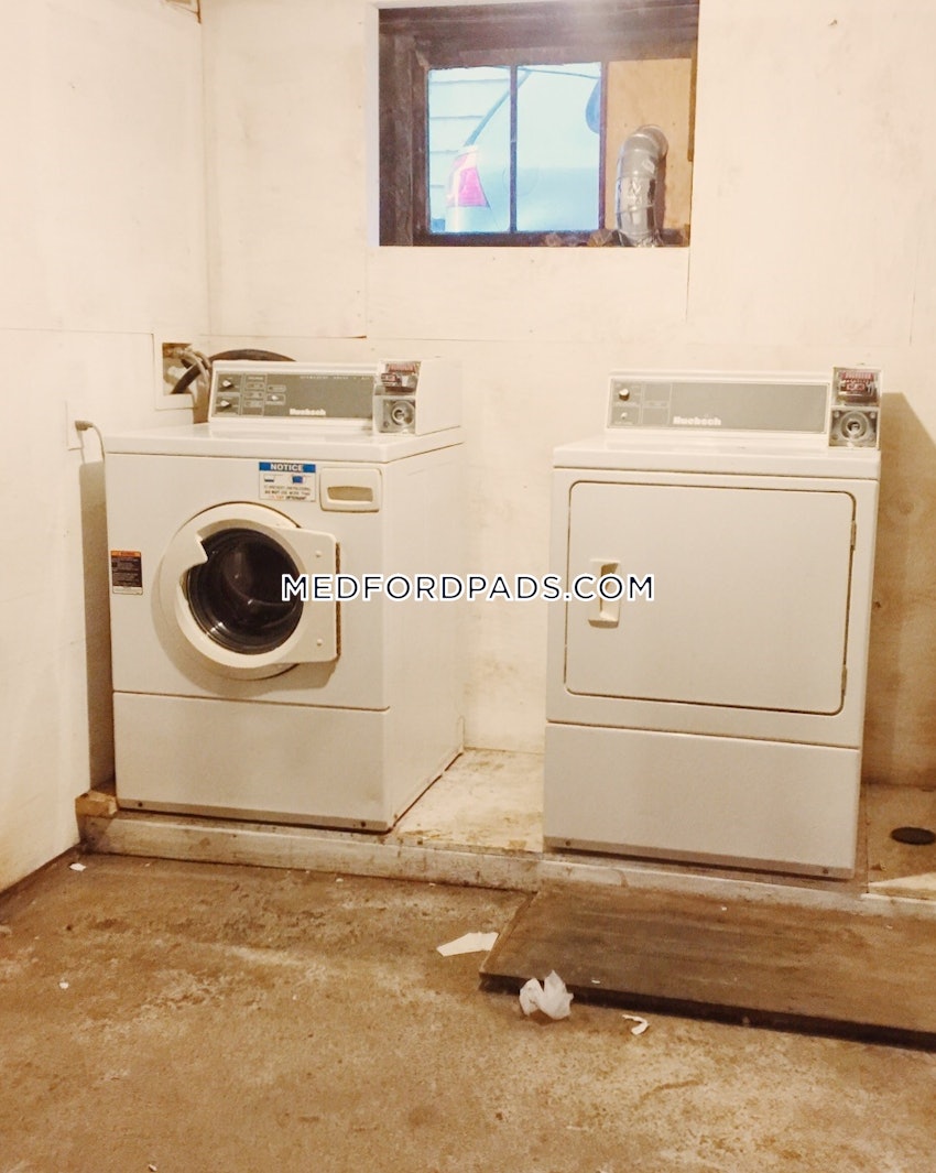 MEDFORD - TUFTS - 1 Bed, 1 Bath - Image 29