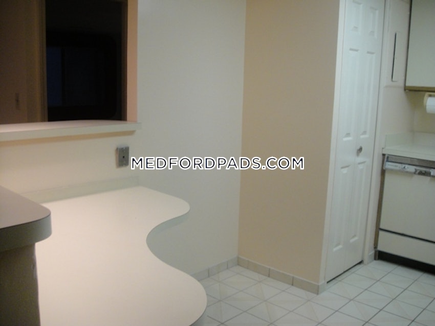 MEDFORD - WELLINGTON - 2 Beds, 2 Baths - Image 9