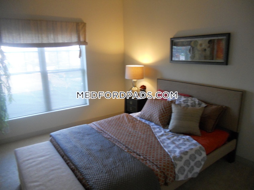 MEDFORD - WELLINGTON - 1 Bed, 1 Bath - Image 9