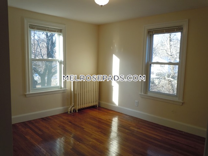 MELROSE - 2 Beds, 1 Bath - Image 8