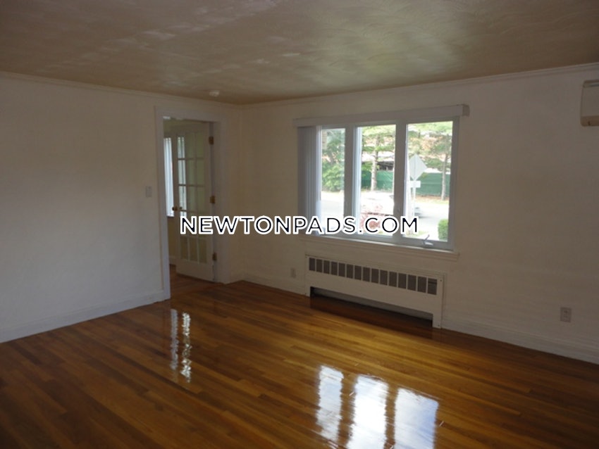 NEWTON - CHESTNUT HILL - 3 Beds, 2 Baths - Image 7