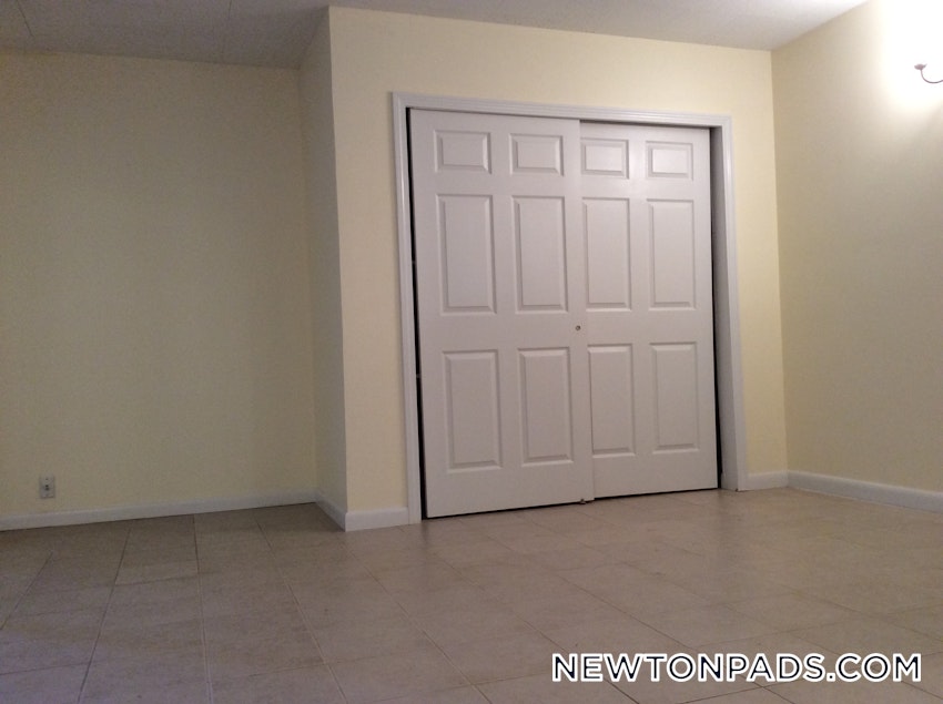 NEWTON - CHESTNUT HILL - 2 Beds, 1 Bath - Image 9