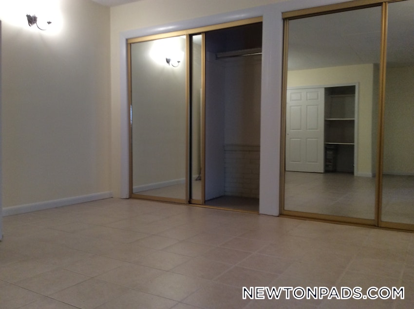 NEWTON - CHESTNUT HILL - 2 Beds, 1 Bath - Image 9