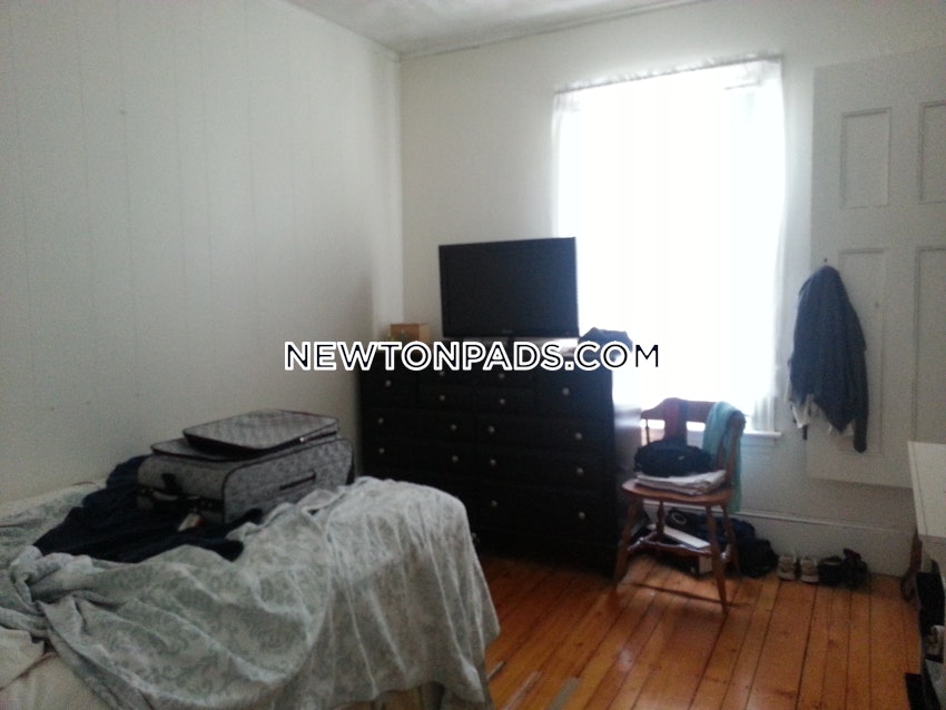 NEWTON - NEWTON CORNER - 2 Beds, 1 Bath - Image 5