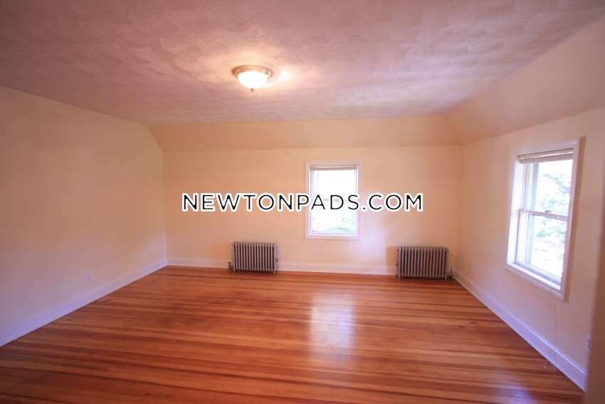 NEWTON - NEWTON HIGHLANDS - 3 Beds, 1 Bath - Image 15