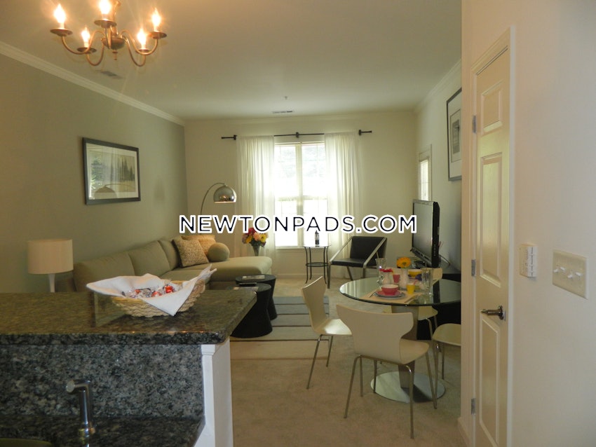 NEWTON - NEWTON HIGHLANDS - 2 Beds, 2 Baths - Image 4