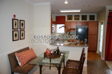 Edgewood Apartments - 2 Beds, 1 Bath - $2,376 - ID#57373