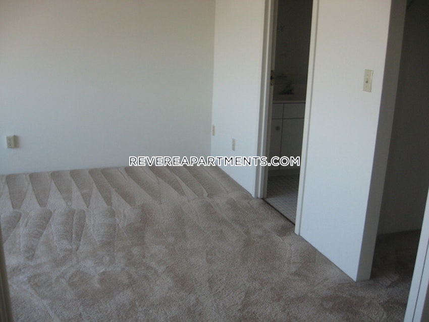 REVERE - 2 Beds, 2 Baths - Image 18