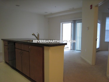 Overlook Ridge Dr. Revere