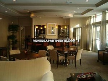 Overlook Ridge Dr. Revere